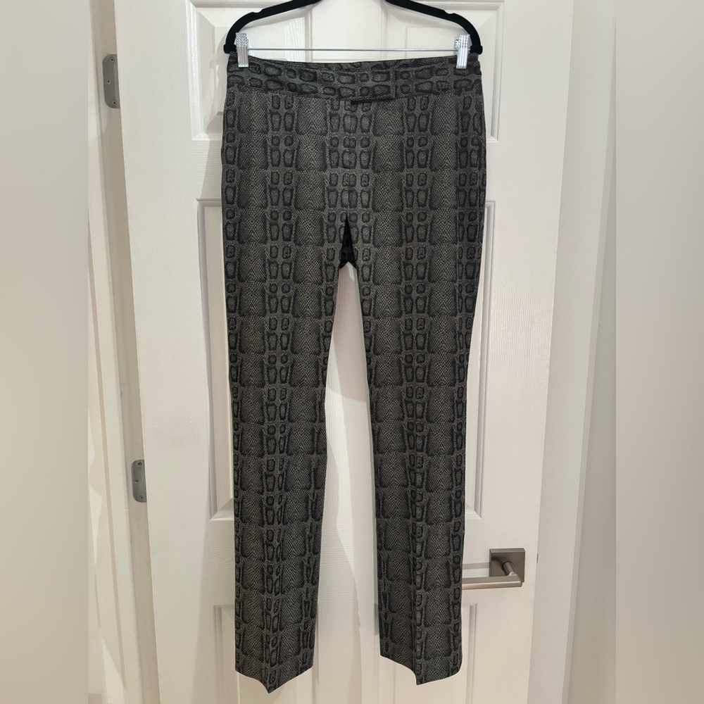 NWOT Etcetera snakeskin print pants with slightly flared legs - 8